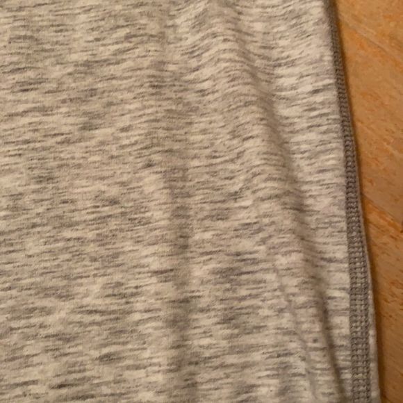 🦅 AEO Active Flex Gray Colour-Block Basic T-Shirt - Picture 9 of 9